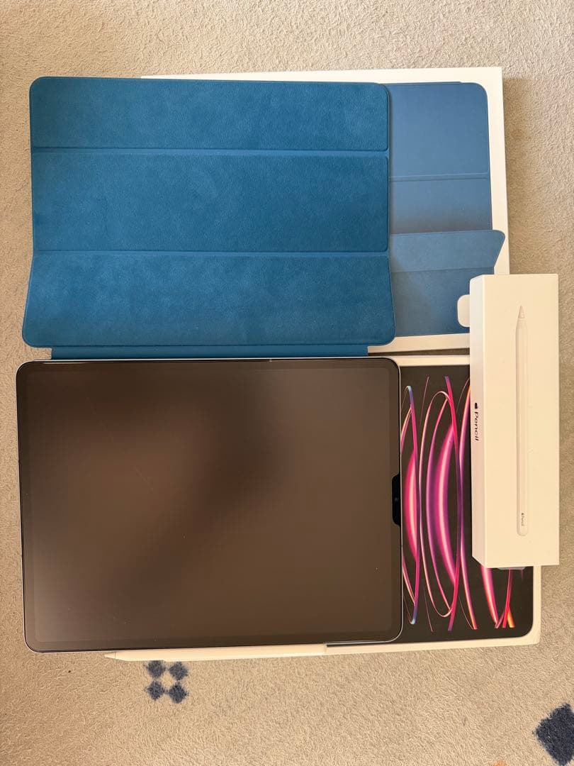 iPad Pro 第６世代　12.9 512gb SIMフリー　スペースグレー