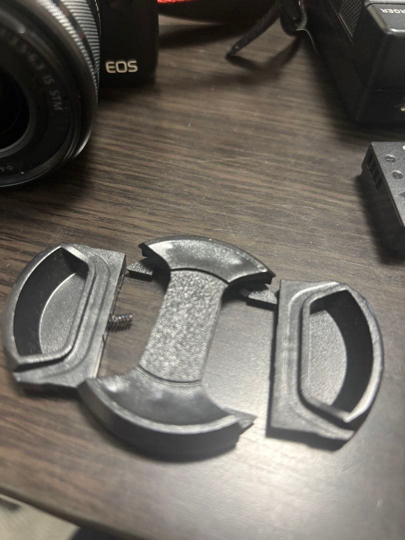 Canon EOS M10 予備バッテリー&ボディバック