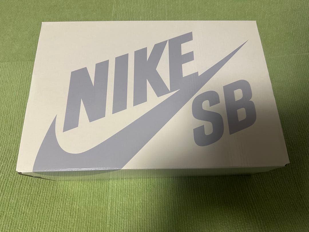 靴 Nike SB Dunk LOW PRO Bronx Girls Skate