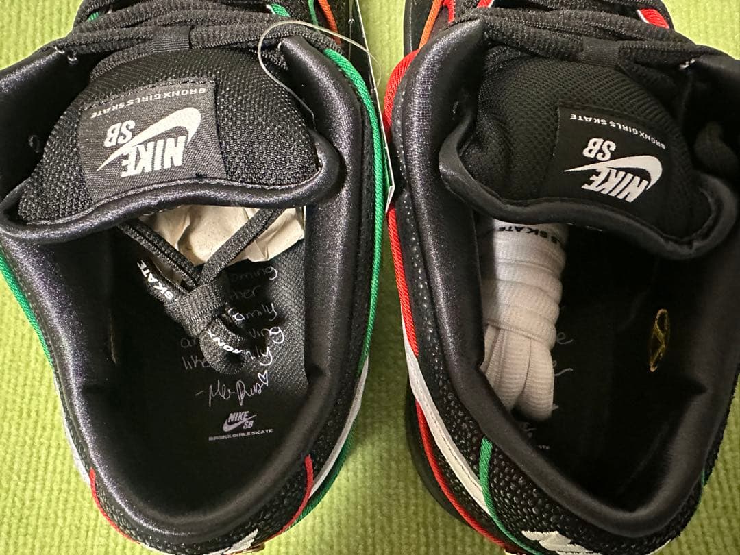 靴 Nike SB Dunk LOW PRO Bronx Girls Skate