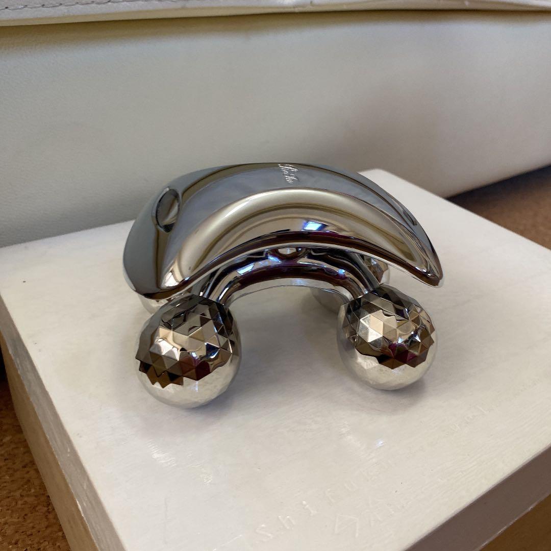 リファフォーボディ、専用収納袋・クロス付き