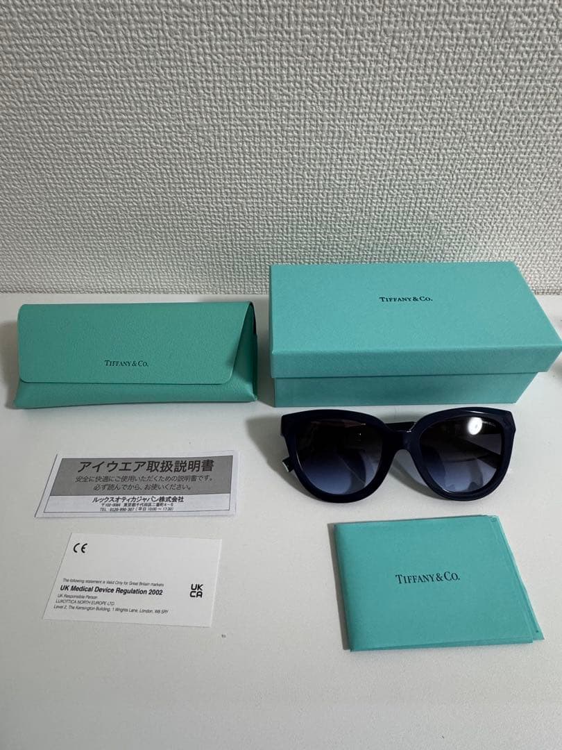 TIFFANY トゥルーサングラス
