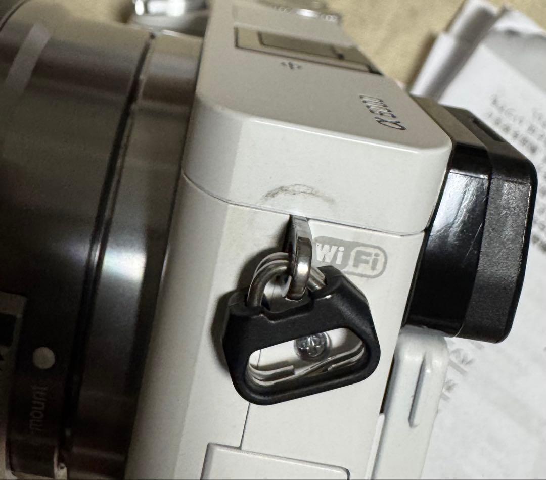 SONY ソニー α6000 ILCE-6000Y ダブルズームレンズ付き