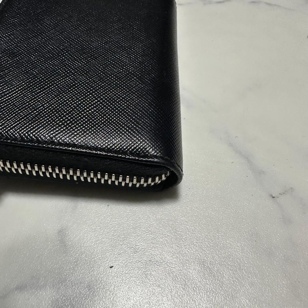 極美品　プラダPRADA サフィアーノレザー　トライアングルロゴ　ケース黒