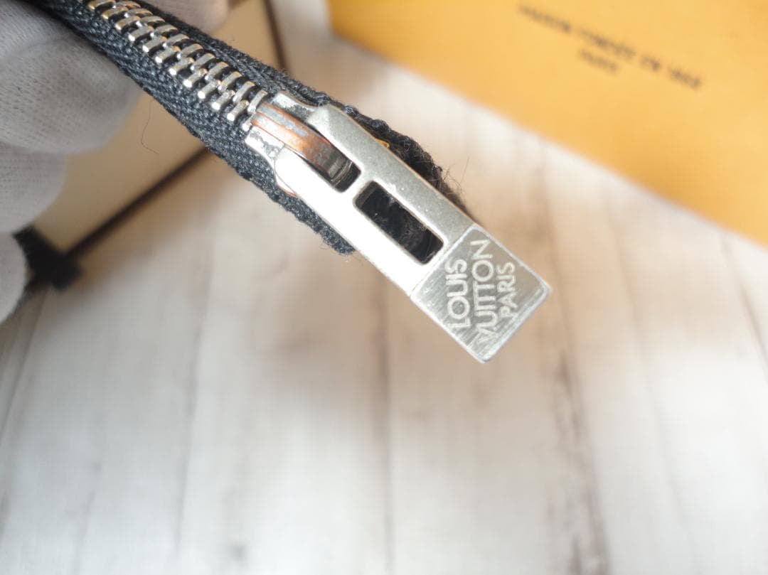 超美品☆希少☆ヴィトン ダミエ ジュアン ケース【ポシェット クレ】B34