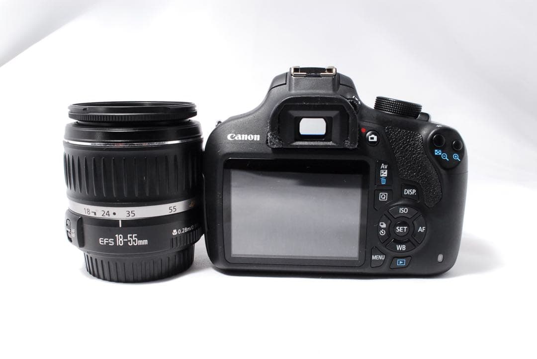 カメラデビューにもオススメ❤️Canon kiss X70❤️一眼レフ