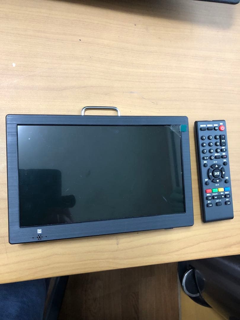 ポータブルテレビ　9インチ