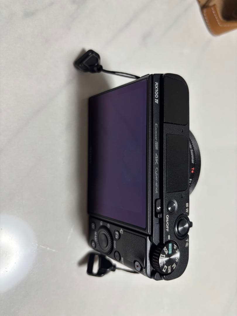 ソニー RX100M4／使用極少／ケース使用／付属：SD128GB／箱なし