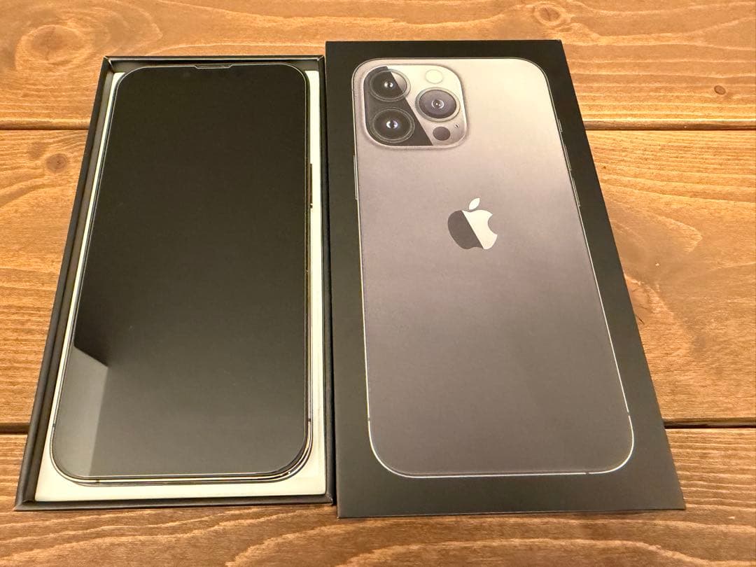 極美品US版 iPhone13 Pro 256GB グラファイトSIMフリー