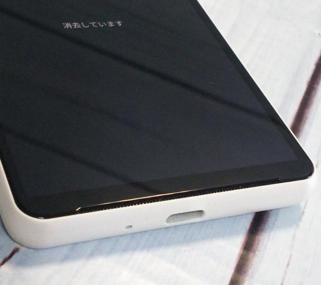 Xperia 10 II SOV43　ホワイト