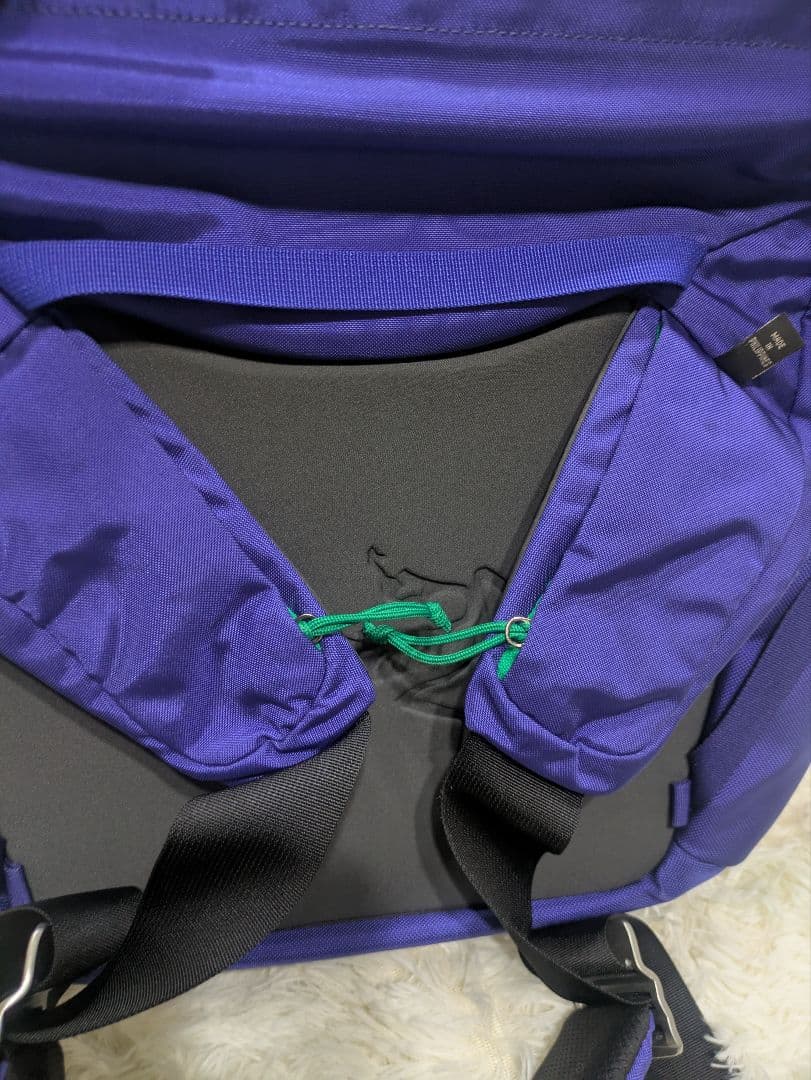 【廃盤希少】ARC'TERYXアークテリクス MISTRAL16 メッセンジャー