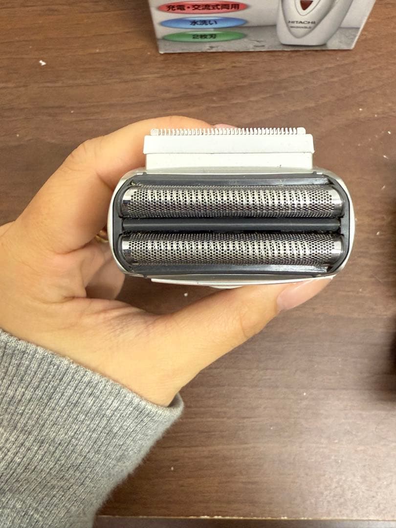 【送料込み】HITACHI 電気シェーバー　RM-W233E7 エスブレード