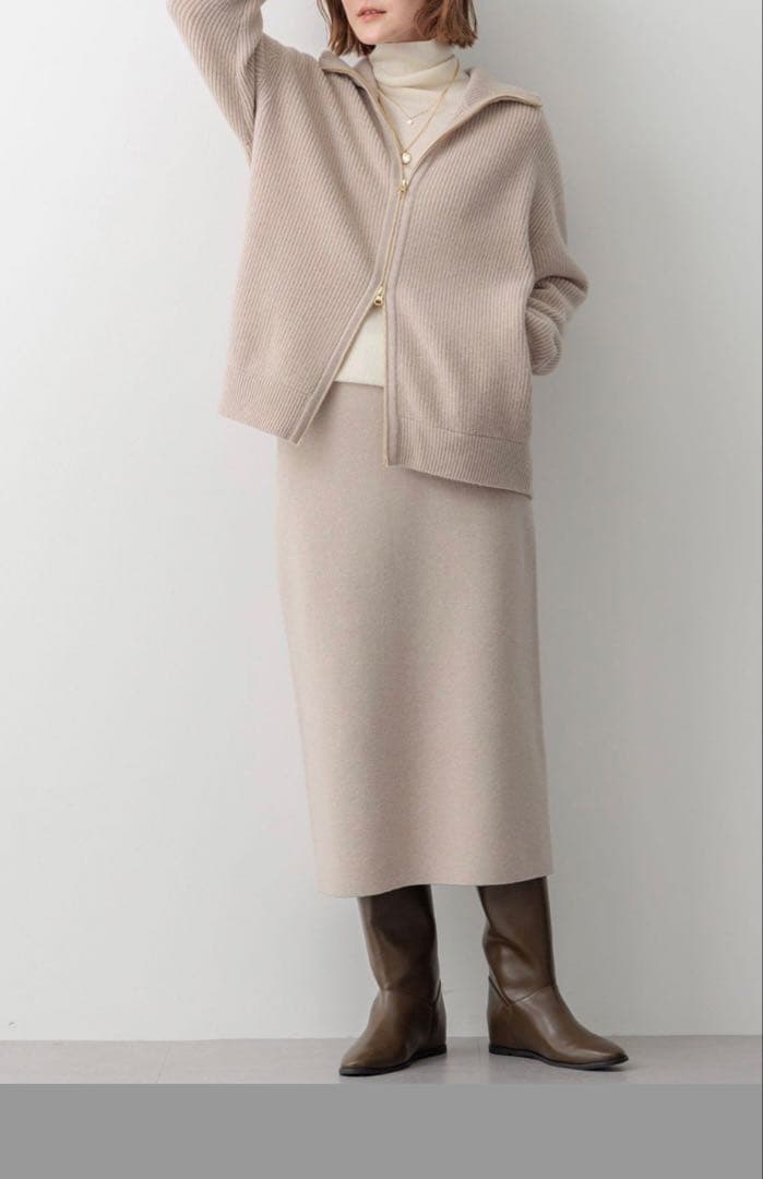 値下げ【新品未使用】23区 洗えるカシミヤ混 Iライン ニットスカート