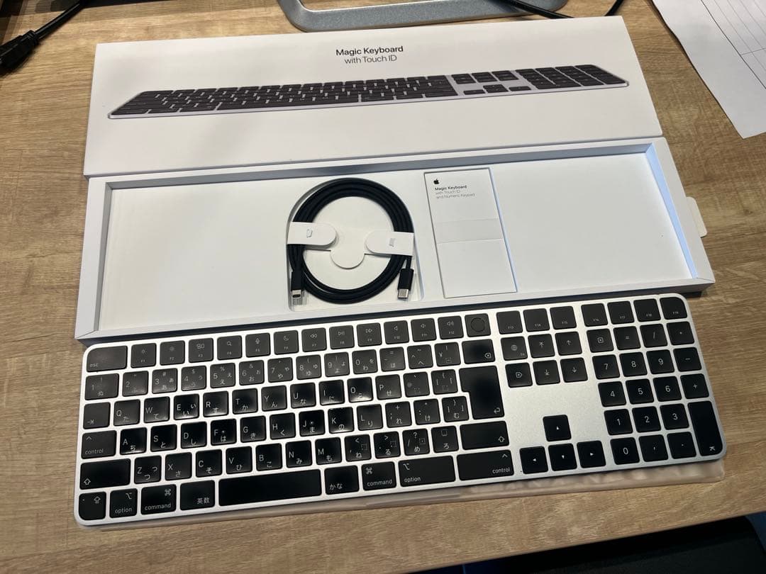 touchID付き　Apple Magic Keyboard 日本語配列 本体