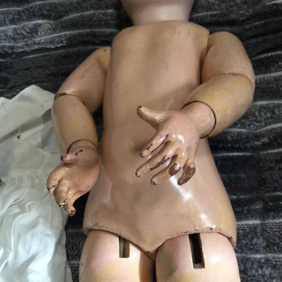 ゴーチェビスクドール　キャビネットサイズの子