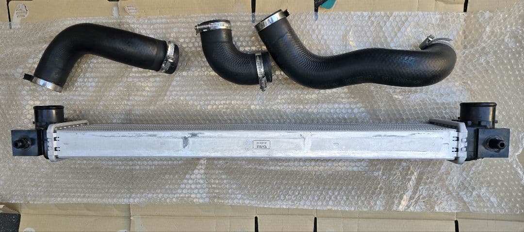 zc33s スイフトスポーツ 純正インタークーラー・純正ホース、クランプセット