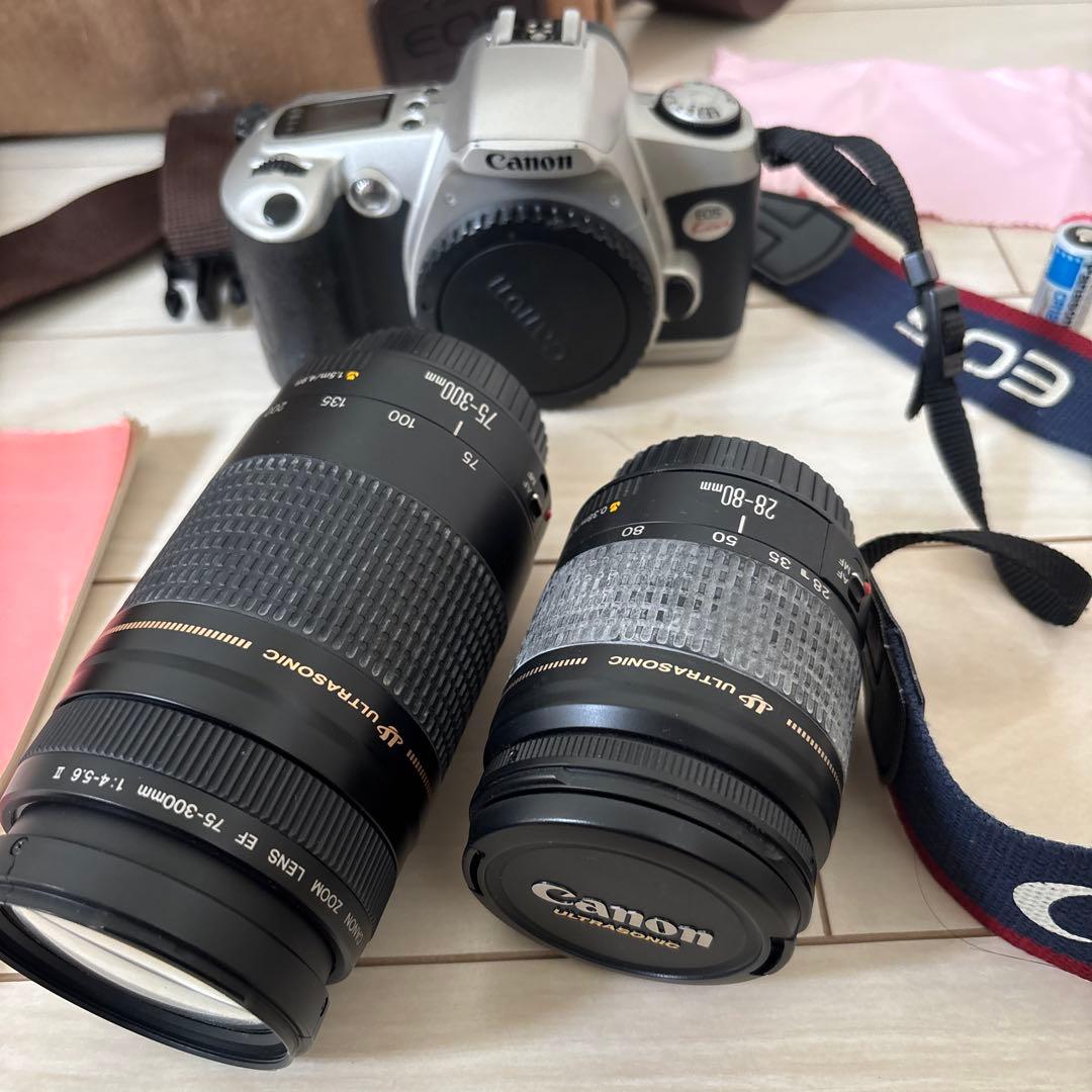 フィルムCanon EOS Kiss 一眼レフカメラ レンズ2本セット作動不明