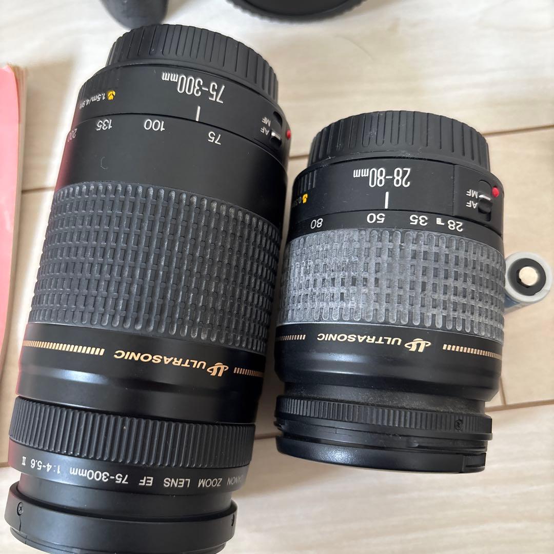 フィルムCanon EOS Kiss 一眼レフカメラ レンズ2本セット作動不明