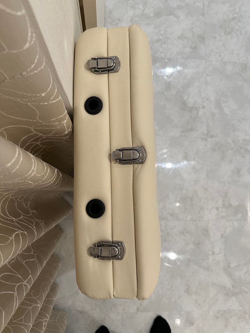 タンスのゲン 折りたたみ　ベッド　マッサージ　施術 レザー　持ち運び