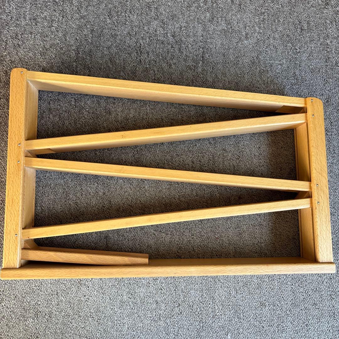 ドイツ製　ベック社木のおもちゃ　 Laufbahn 5つの車付き