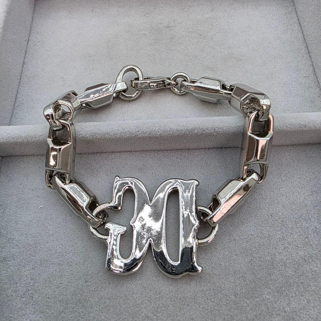 箱付き　DOLCE&GABBANA ロゴブレスレット　シルバー