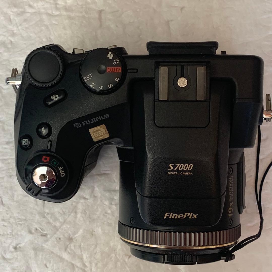 フジフィルム. FUJIFILM FinePix S7000 デジカメ
