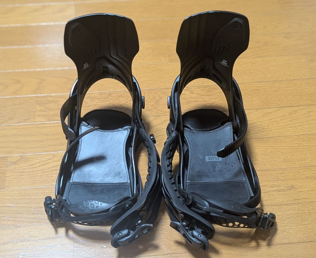 23-24 FLUX XF ビンディング (M)クリス 限定