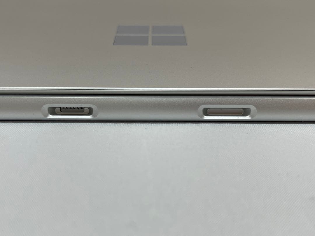 Surface Pro8 i5/8GB/256GB LTE搭載