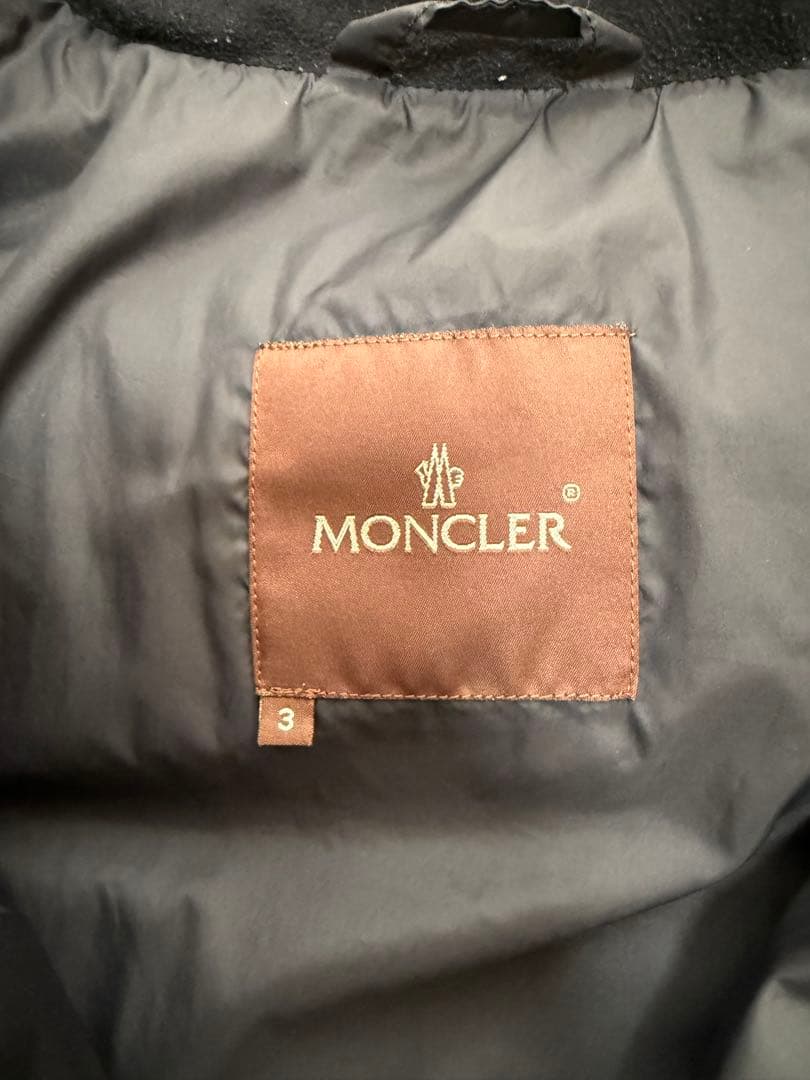 MONCLER オリーブグリーン ダウンジャケット