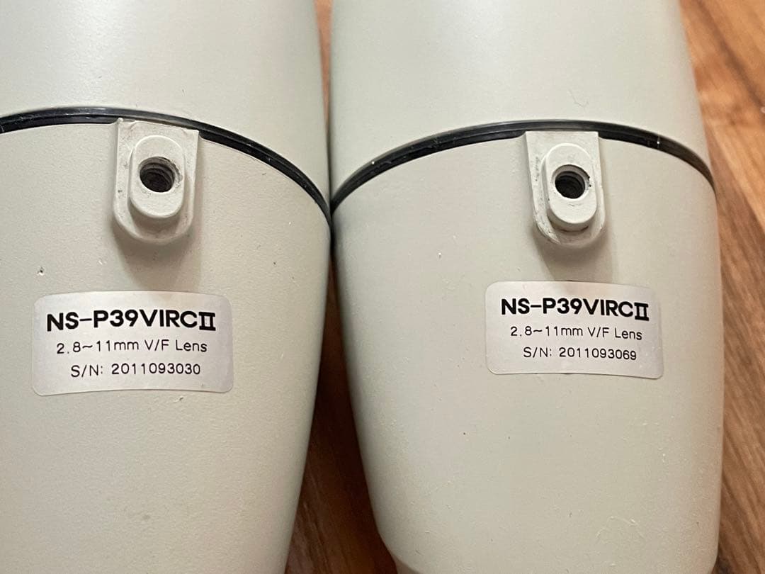 BNC接続　12V電源高性能高機能防犯カメラ　取扱説明書付保管期間終わり安く出品