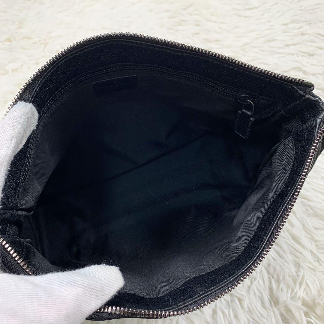 【✨極美品✨】グッチ ショルダーバッグ GGキャンバス ブラック