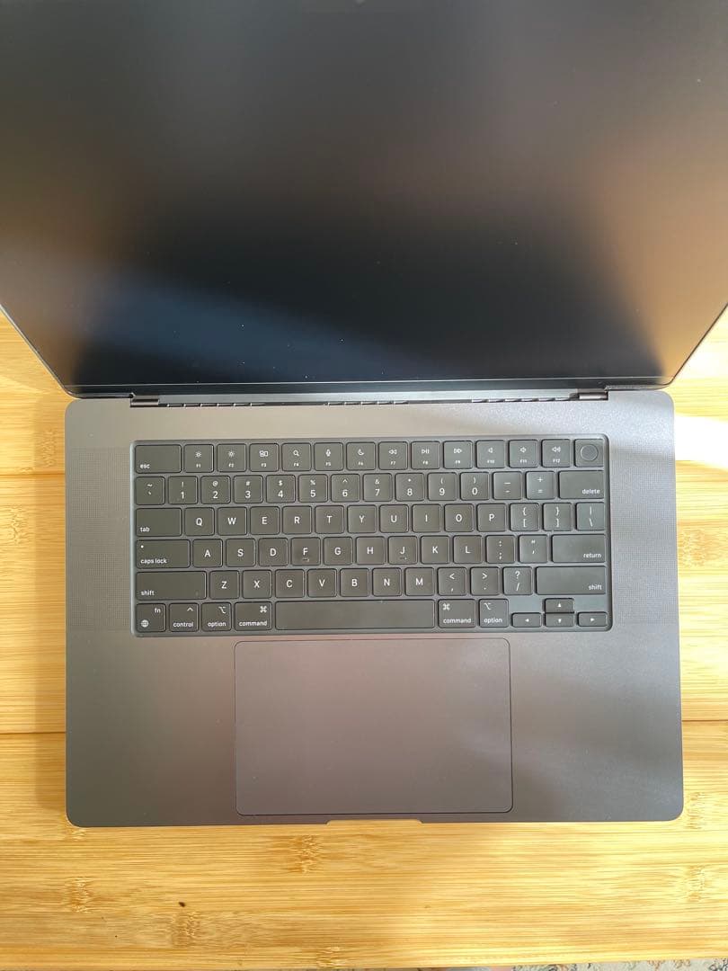 MacBookPro M4 Max 128GB 1TB 16インチ