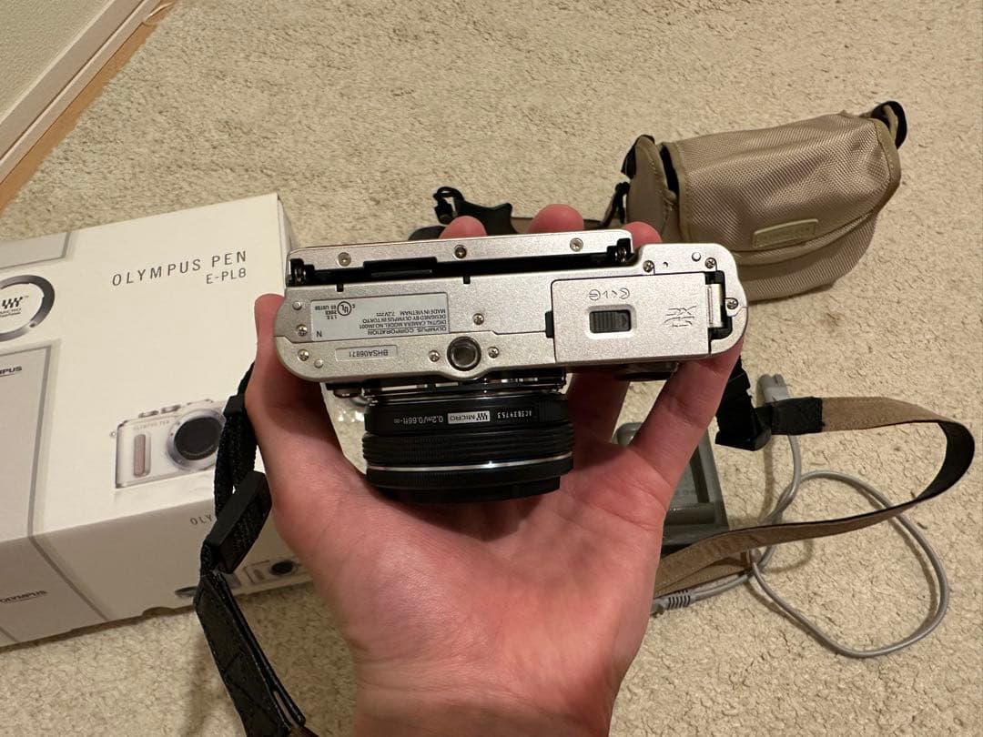 Olympus(オリンパス) PEN E-PL8 レンズ3種付き