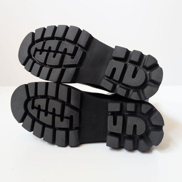 オデット エ オディール ODETTE E ODILE 黒 チェルシーブーツ