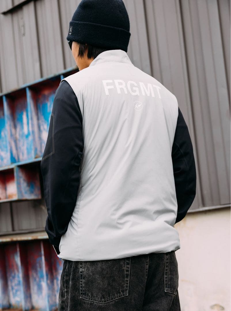 スノーボード FRAGMENT Burton [ak] Helium Vest Grey S