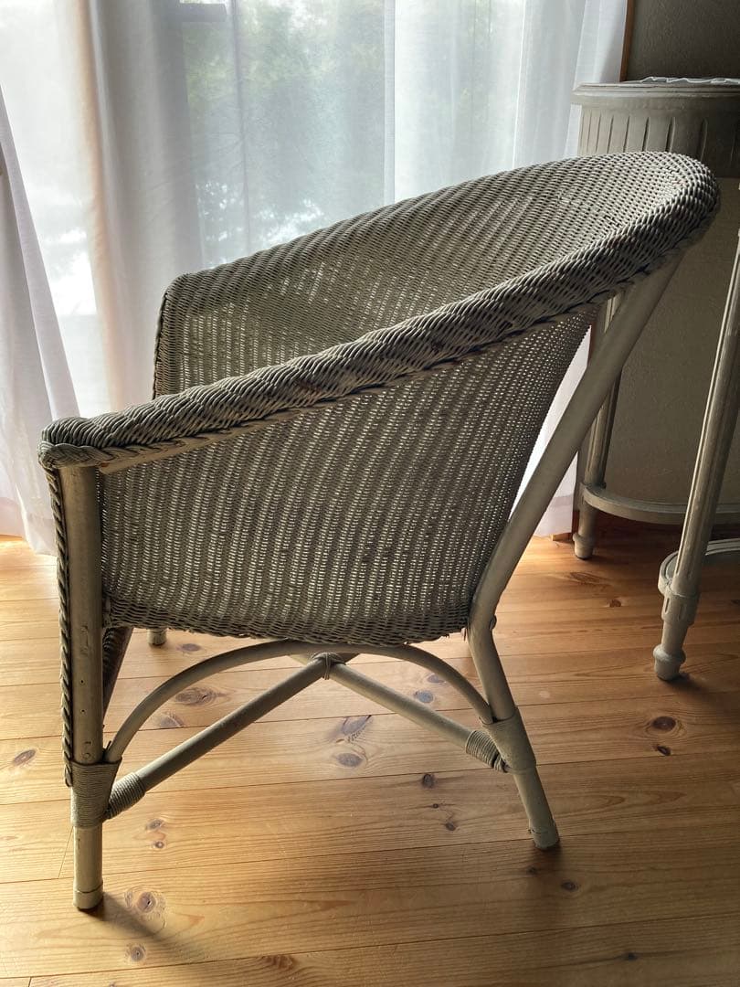 アンティーク⭐︎ロイドルーム⭐︎ホワイトアームチェア