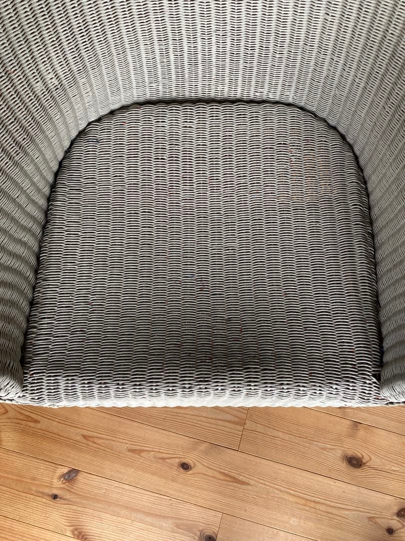 アンティーク⭐︎ロイドルーム⭐︎ホワイトアームチェア