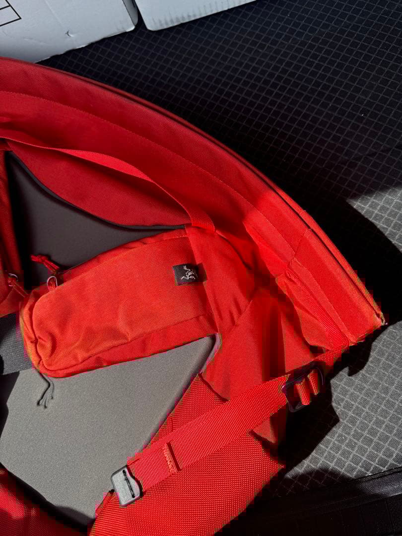 【廃盤】Arc'teryx ミストラル16