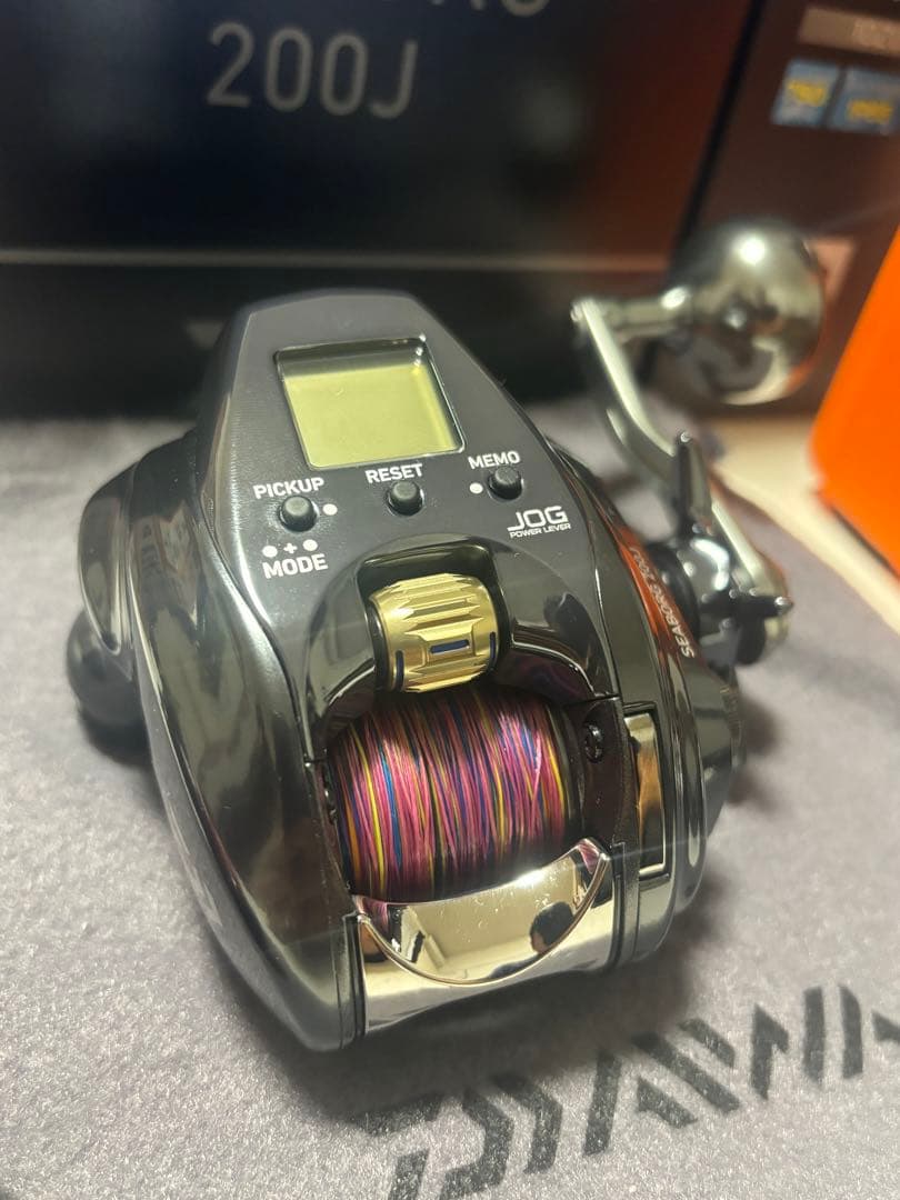 ダイワ 22 シーボーグ200J 右巻き電動リール BMOバッテリーセット