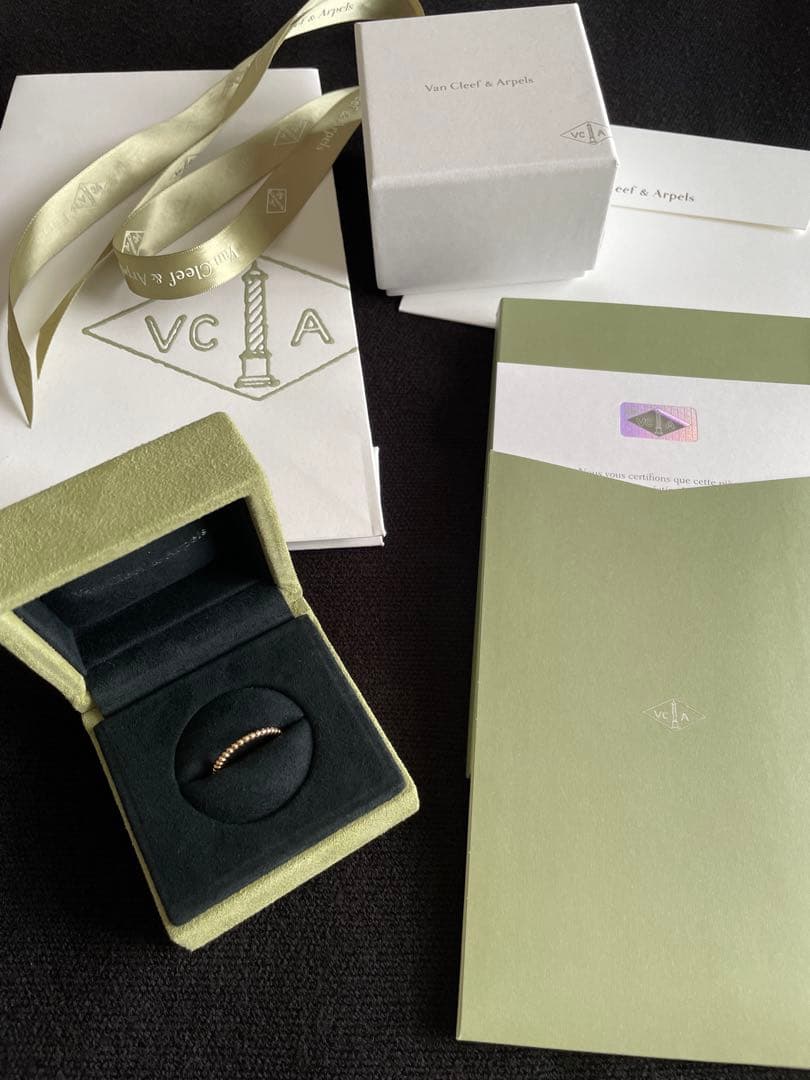 ヴァンクリーフ&アーペル　ペルレ　リング　スモール　ローズゴールド