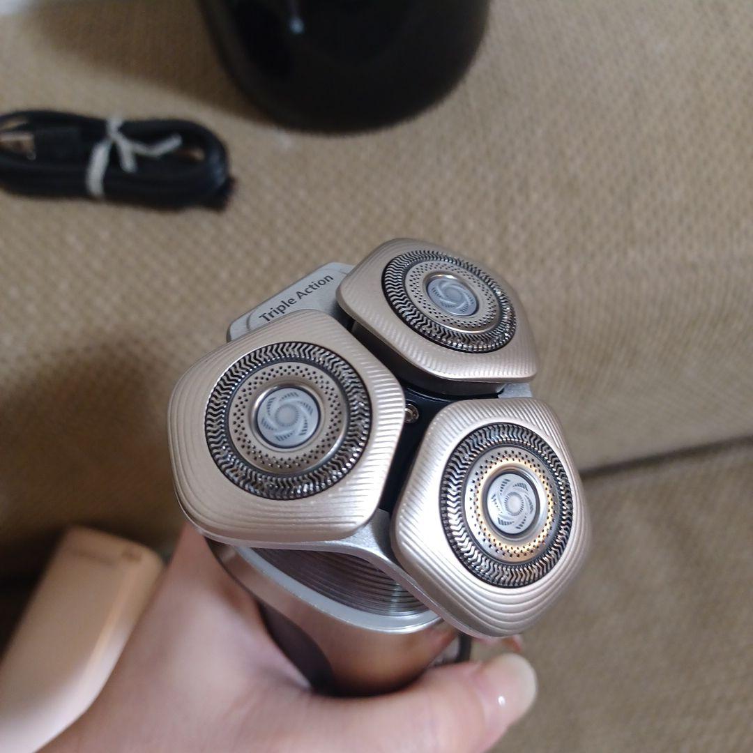 Philips_シェーバー_i9000 Prestige Ultra