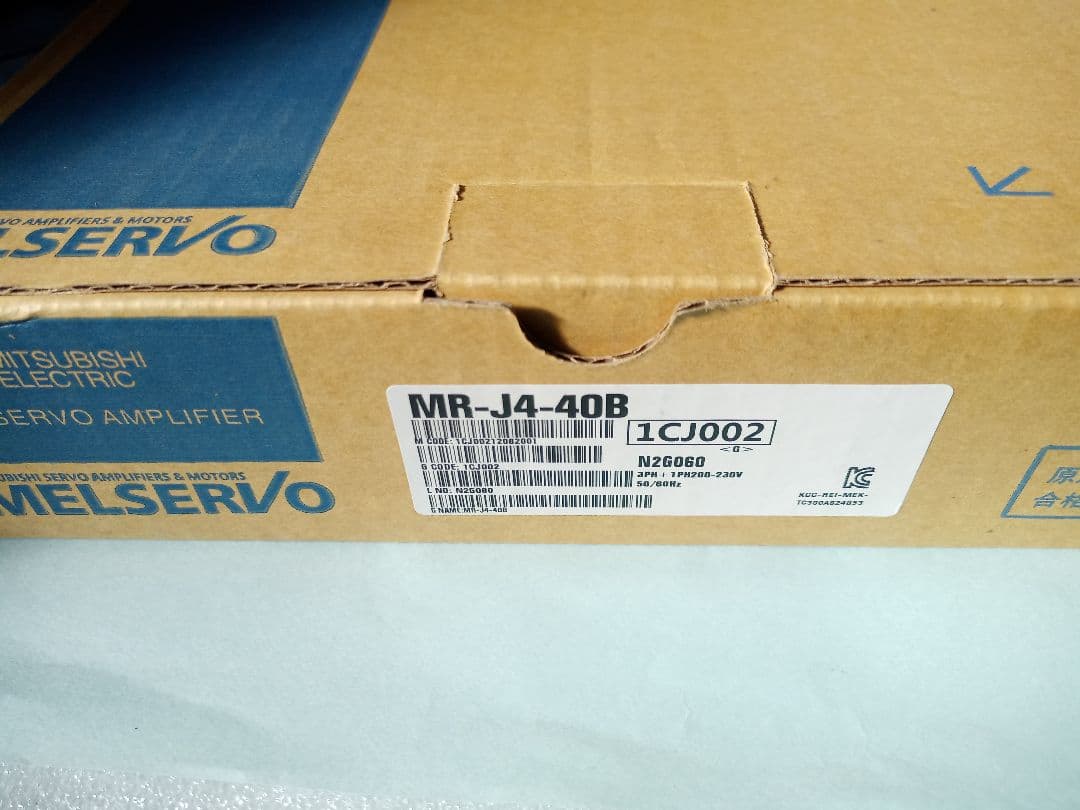 未使用 MR-J4-40B ACサーボアンプ