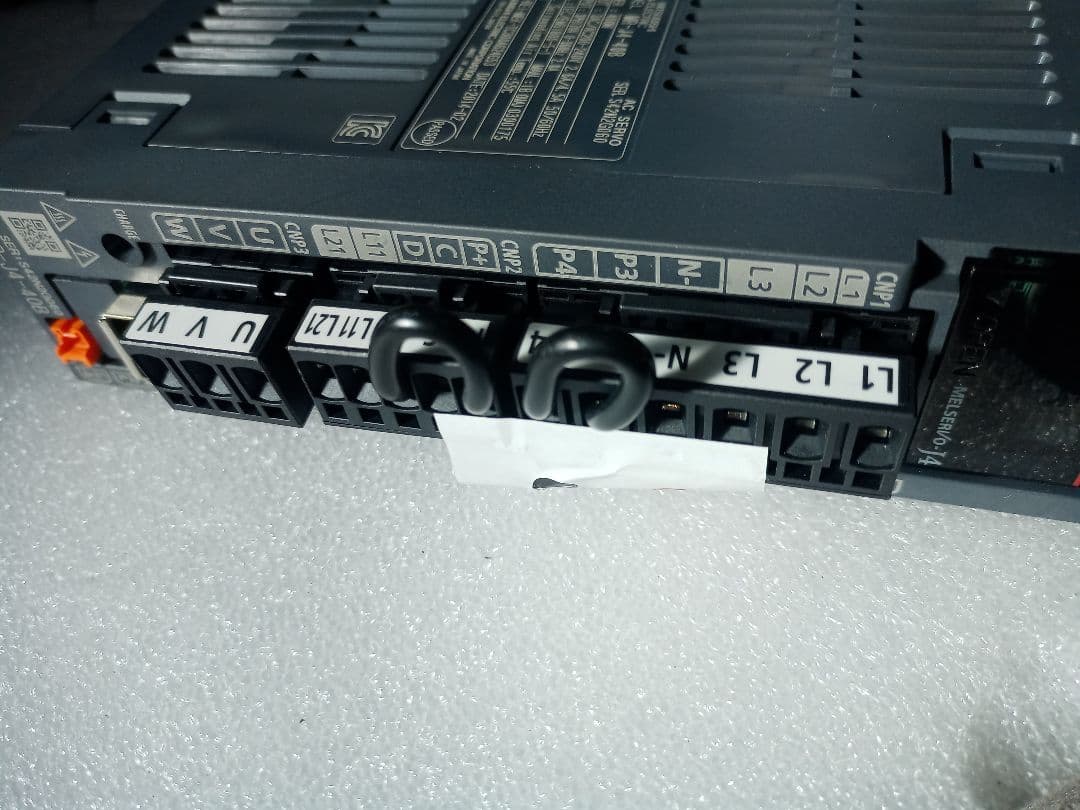 未使用 MR-J4-40B ACサーボアンプ