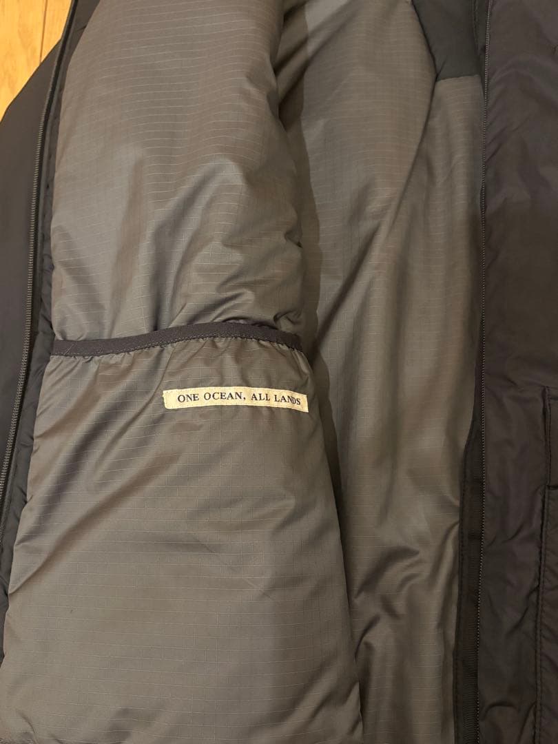 【nanamica/ナナミカ】インサレーションジャケット　ネイビー Mサイズ