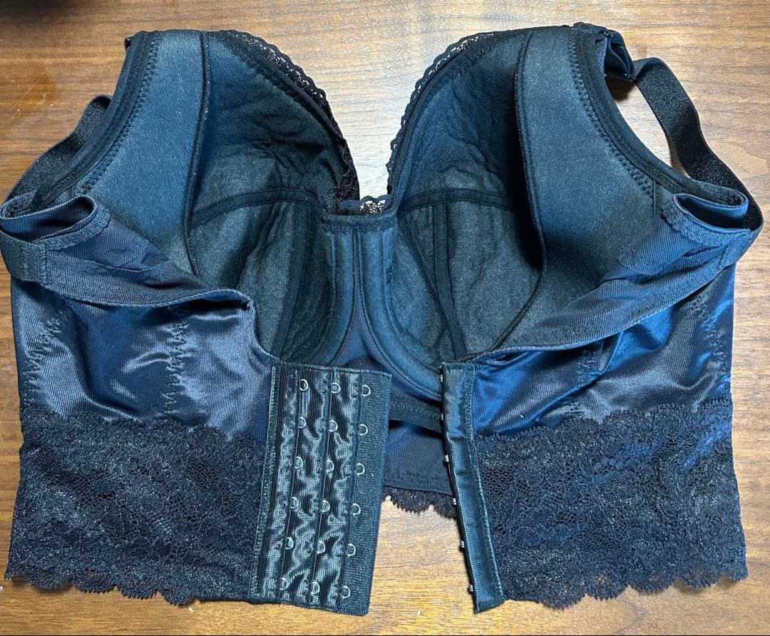 MARUKO 4/5カップモニターブラ E75