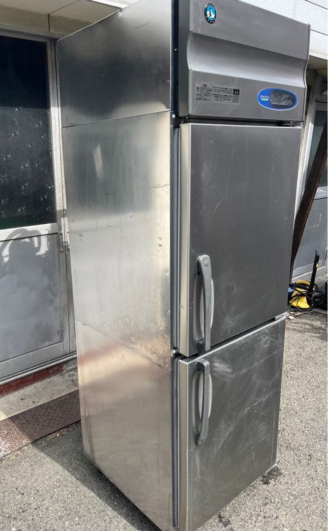 ホシザキ 業務用 縦型冷蔵庫 HR-63ZT3 三相 200V 392L 大阪