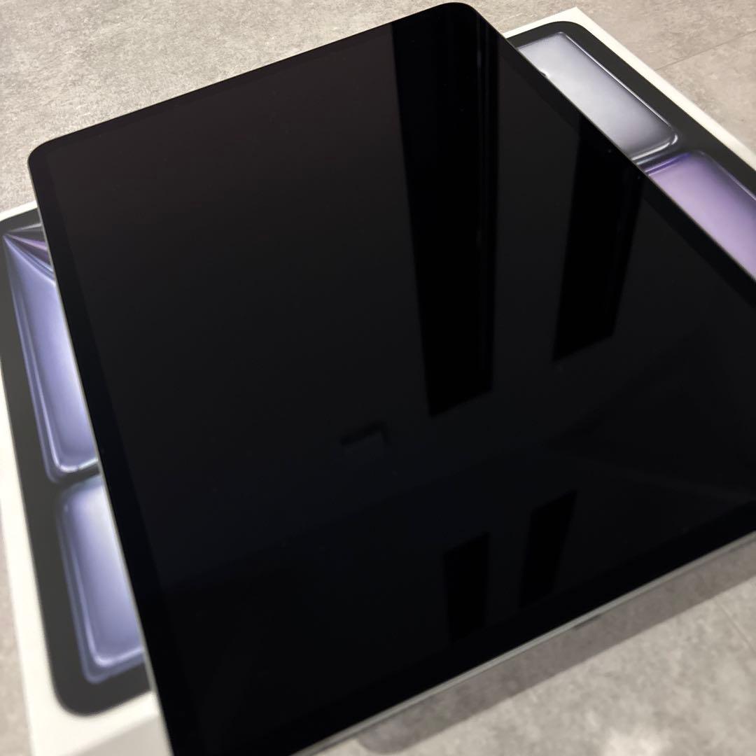 iPad Air 13インチ M2 Wi-Fi 128GB＋純正ケース