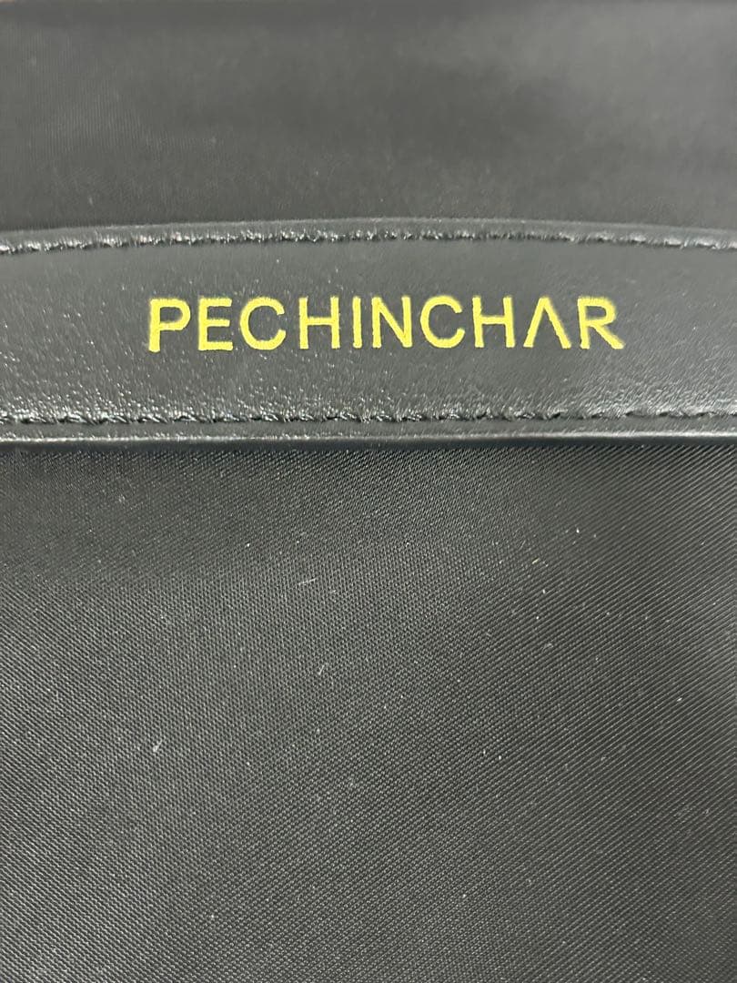 PECHINCHAR ペシンシャ メタルファスナーボディバッグ ショルダーバッグ