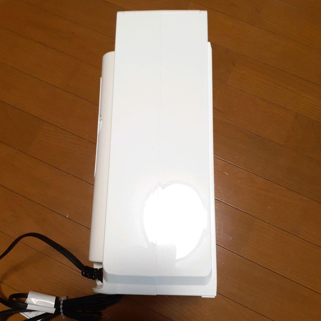 ダイニチ工業　セラミックファンヒーター ホワイト