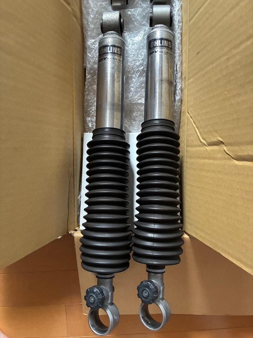 ハイエース200系　オーリンズOHLINSショックアブソーバーDFV 状態良！